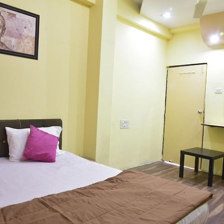 Hotel Drishti Inn Khāpri Exterior foto